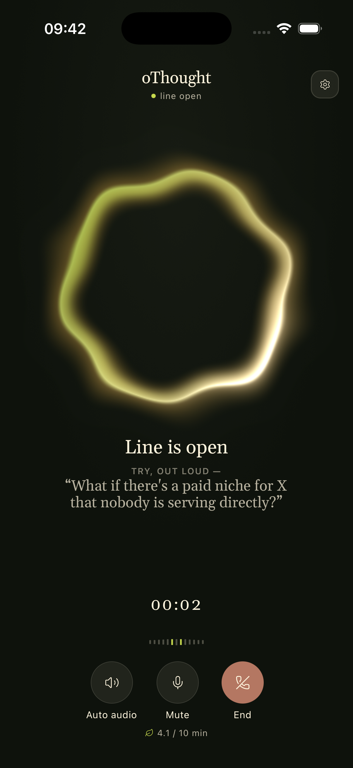 oThought live call screen with glowing acoustic ring and call controls